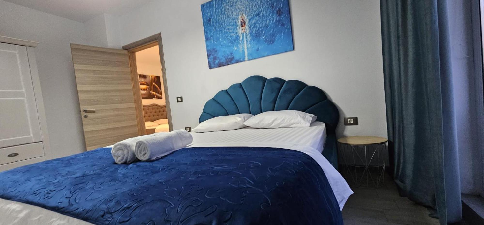 Luxury Suite Alezzi Beach Apartment Piscina Incalzita Sauna Jacuzzi Parking Navodari Ngoại thất bức ảnh